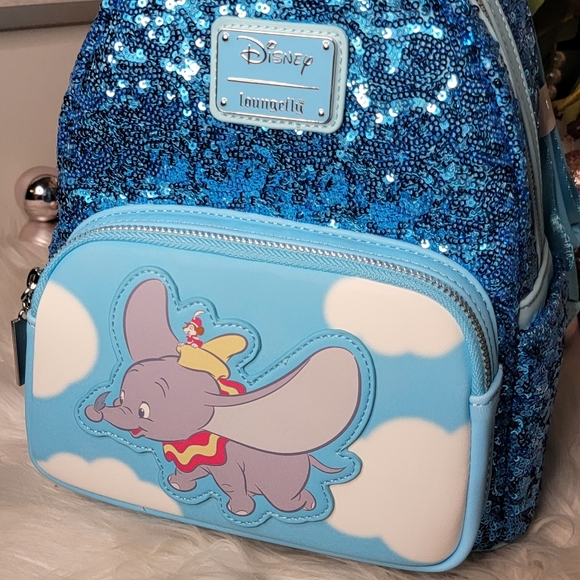 Dumbo Sequin Exclusive Loungefly backpack Brand new - Picture 9 of 15